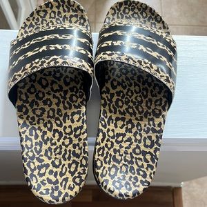 Like new adidas’s slides